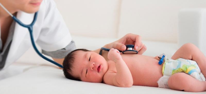 5 Dấu hiệu táo bón ở trẻ sơ sinh thường gặp và bí quyết chữa