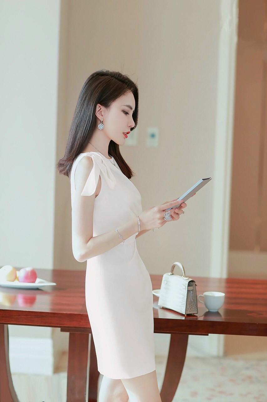 Đầm ôm cổ thuyền phối nơ sang trọng cao cấp quyến rũ- 9022