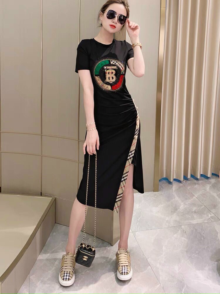 12 mẫu đầm cho người mập bụng trung niên cao cấp đẹp cho nữ